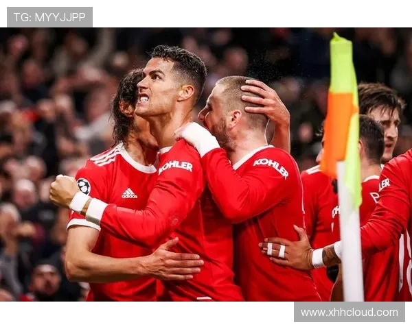 C罗关键进球助曼联逆转胜利引爆欧冠赛场热议 - 副本 - 副本 (2)
